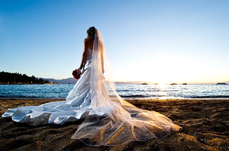 Holiday Sale Allure Bridals 8507