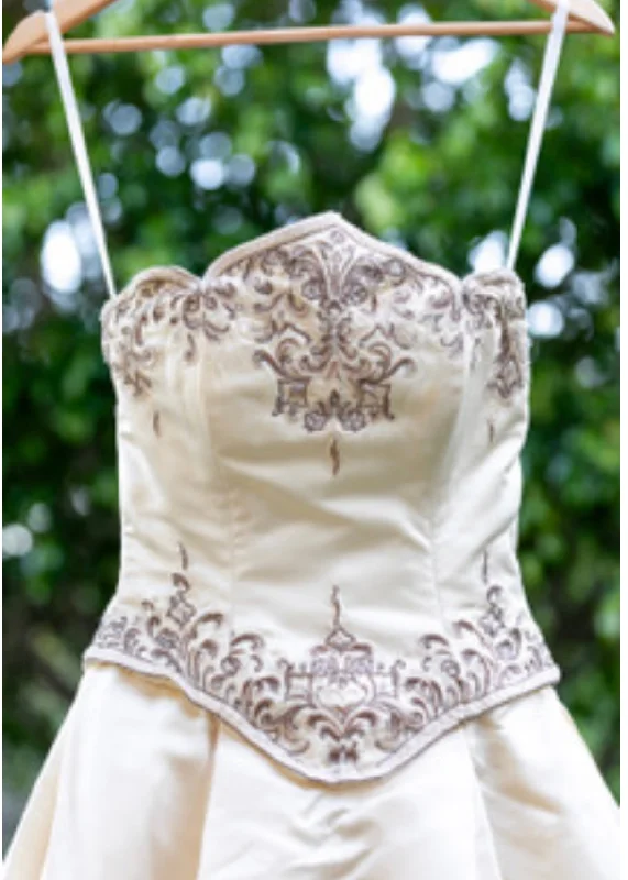 Price Rollback Ines Di Santo Ball Gown