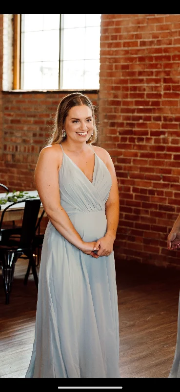 Final Clearance David's Bridal spaghetti strap full skirt bridesmaid dress STYLE# F20064 Final Clearance David's Bridal spaghetti strap full skirt bridesmaid dress STYLE# F20064