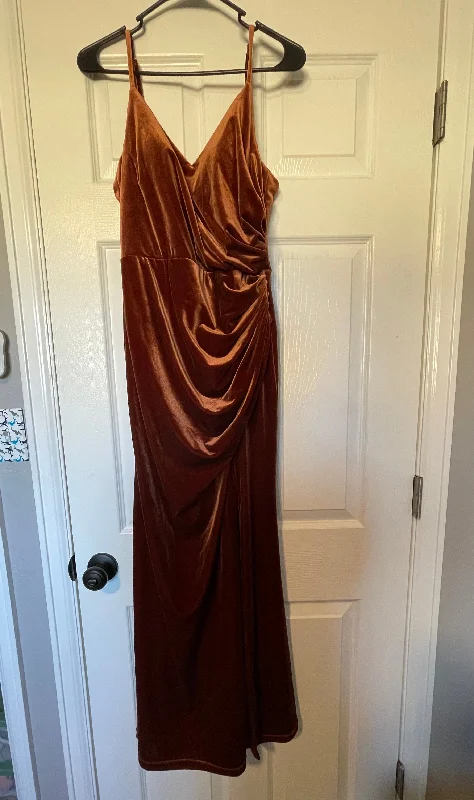 Weekend Deal Revelry Rory Velvet Dress