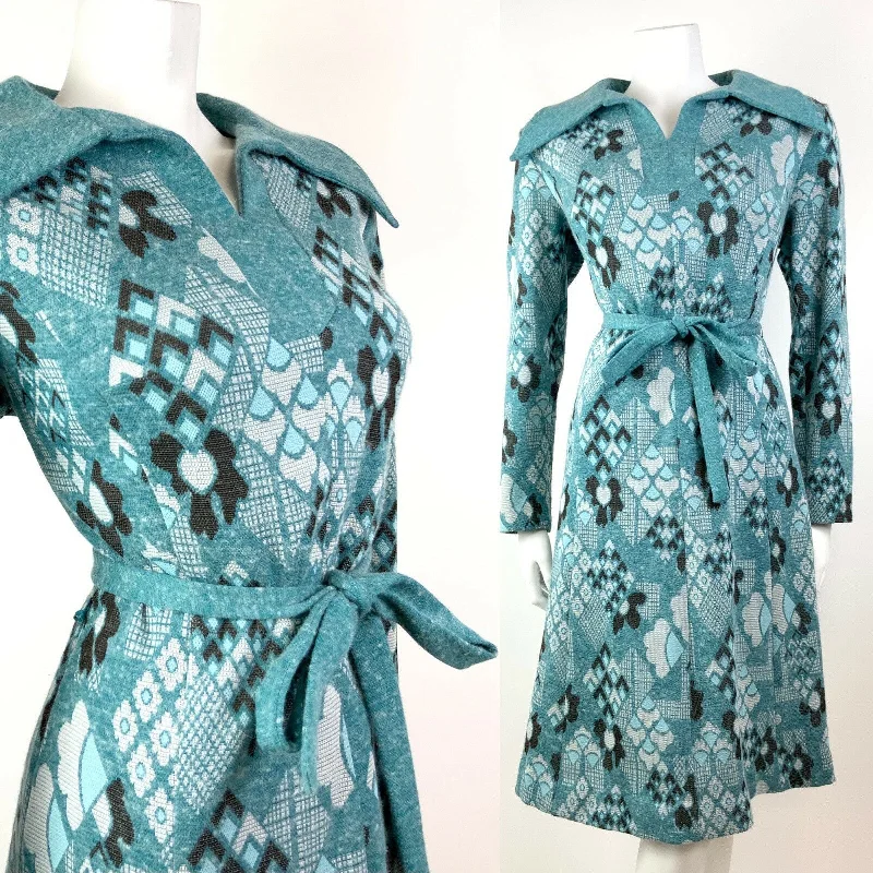 Quick Sale VINTAGE 60s 70s BLUE BLACK WHITE DAISY GEOMETRIC PSYCHEDELIC DAGGER DRESS 14 16