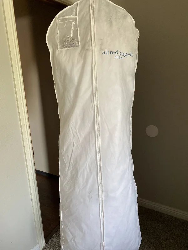 New Markdowns Alfred Angelo 2438