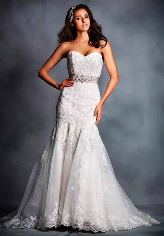 Year-End Sale Alfred Angelo 2506