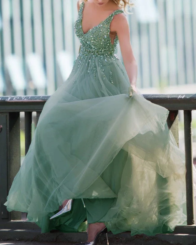 Deal Alert Tulle Boho Bridesmaid Dresses Sequins Beaded V Neck