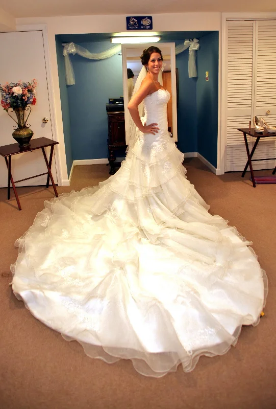 Overstock Sale Alfred Angelo 2123