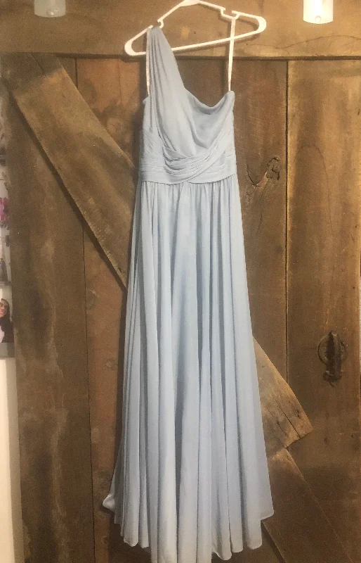 Final Clearance David's Bridal Class/Style 31132560