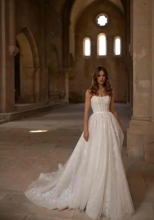 Deal of the Day Eva Lendel Medea