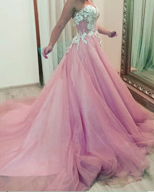 New Arrival Elegant A-line Prom Dresses Tulle Sweetheart Lace Embroidery