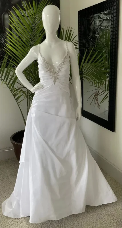 Take Advantage Alfred Angelo 2183W