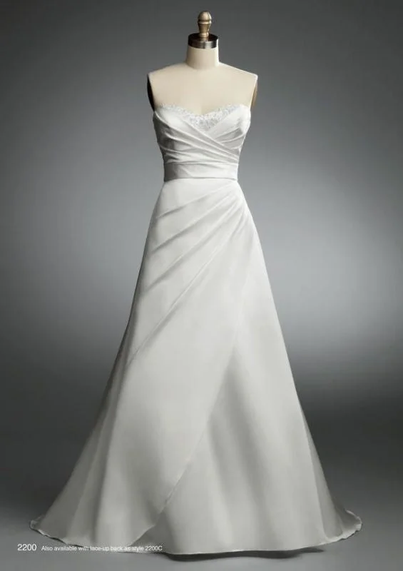 Overstock Sale Alfred Angelo 2201