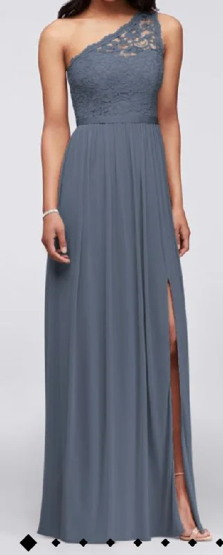 Massive Deals David's Bridal F17063