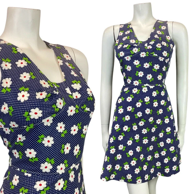 Big Discounts VINTAGE 60s 70s BLUE WHITE RED POLKA-DOT DAISY FLOWER SUMMER SWING DRESS 8 10 Big Discounts VINTAGE 60s 70s BLUE WHITE RED POLKA-DOT DAISY FLOWER SUMMER SWING DRESS 8 10