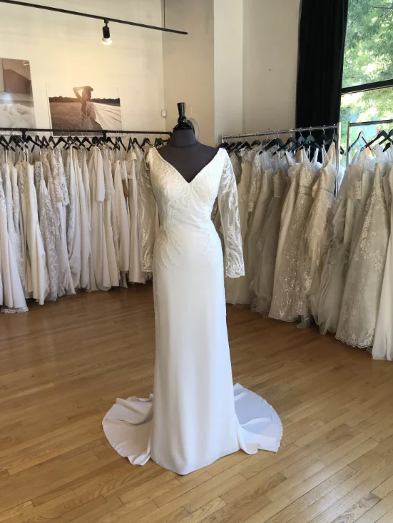 Limited Availability Pronovias Nysa