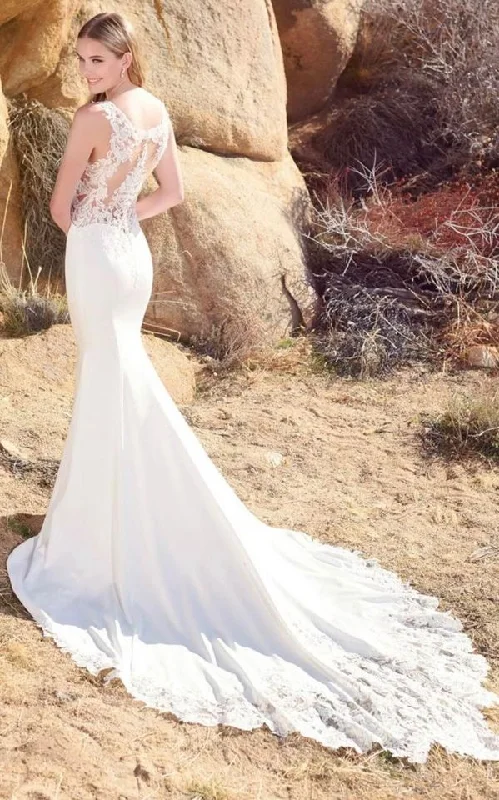 Exclusive Savings Mon Cheri Enchanting/220111  Size 12