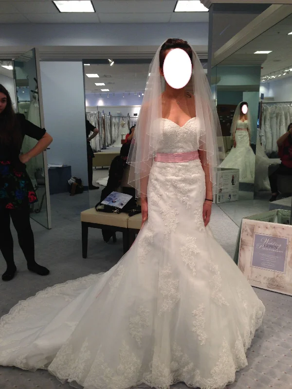 Get It Before It’s Gone Alfred Angelo 2438