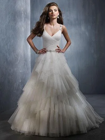 Hurry In Alfred Angelo 2301