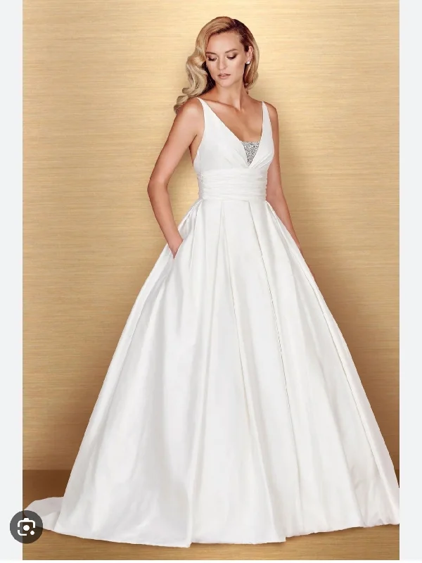 Super Savings Paloma Blanca 4661