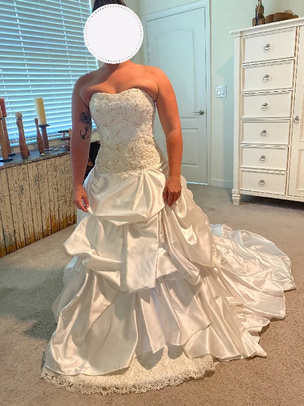 Special Buy Maggie Sottero A3276 Cambria WH