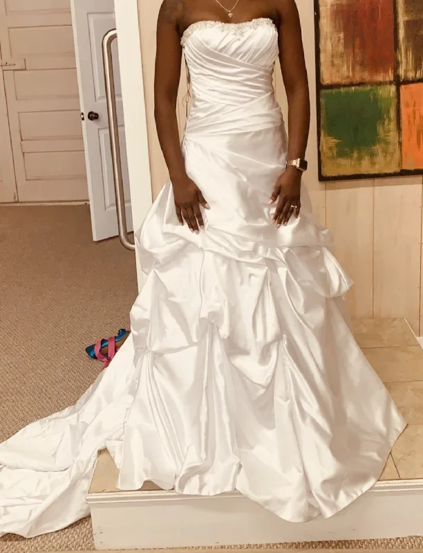 New Arrival Alfred Angelo 2245