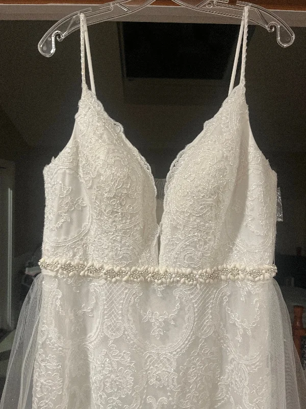 Act Fast D'Amour Bridal Dave and Johnny