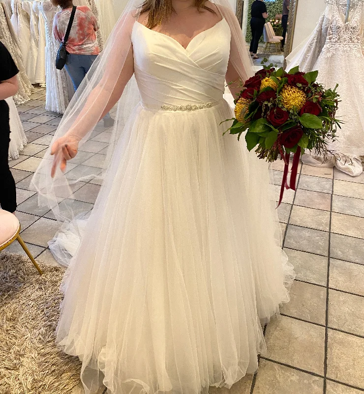 Super Sale Stella York 7051