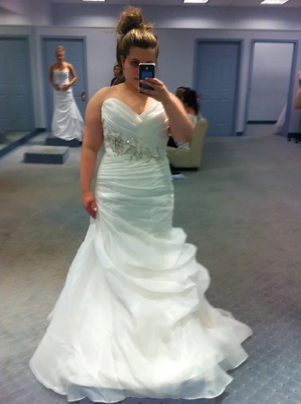 Mega Sale Alfred Angelo 218 Sleeping Beauty