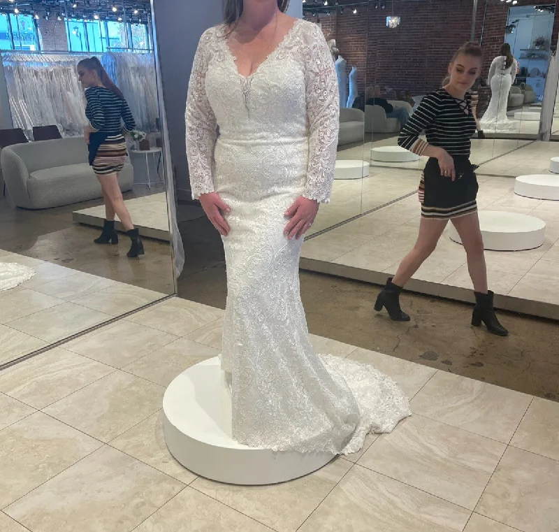 Special Savings Madi Lane Izadore ML7719