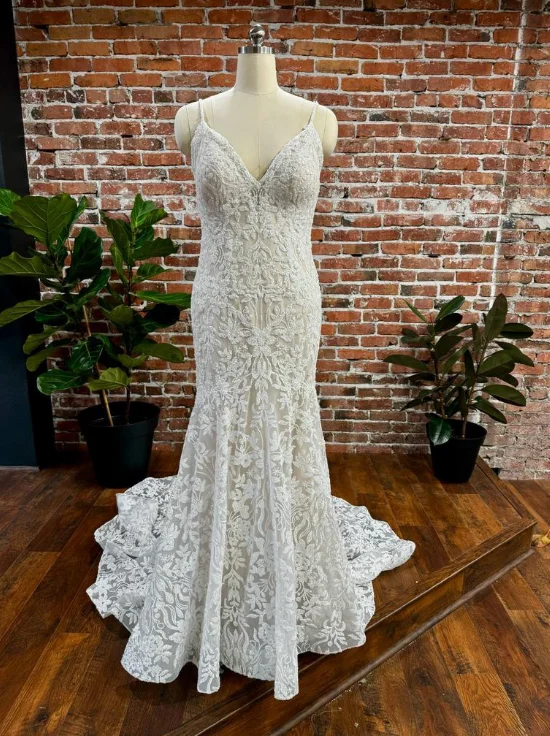 Exclusive Access Allure Bridals 9729