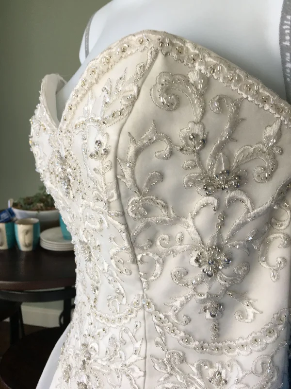 Markdowns Alfred Angelo 2450