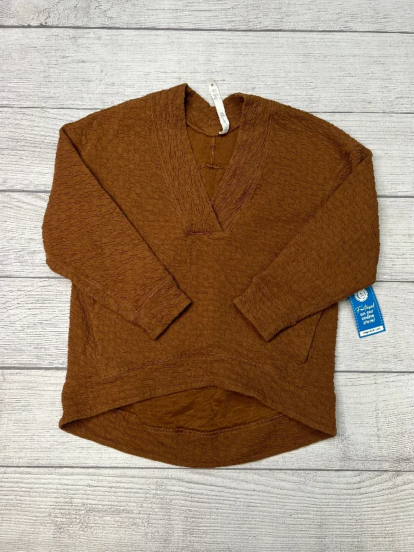 Holiday Sale Athletic Top Long Sleeve Crewneck By Lululemon In Brown, Size: Xs