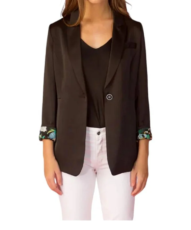 Notched Collar Jacket In Black