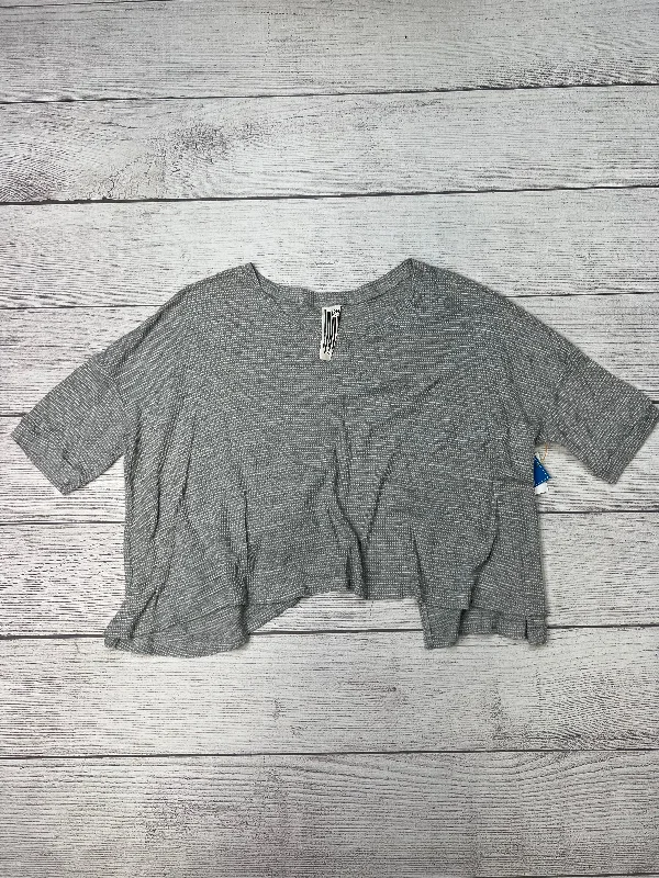 Crazy Deals Top Short Sleeve By Free People In Grey, Size: Xs