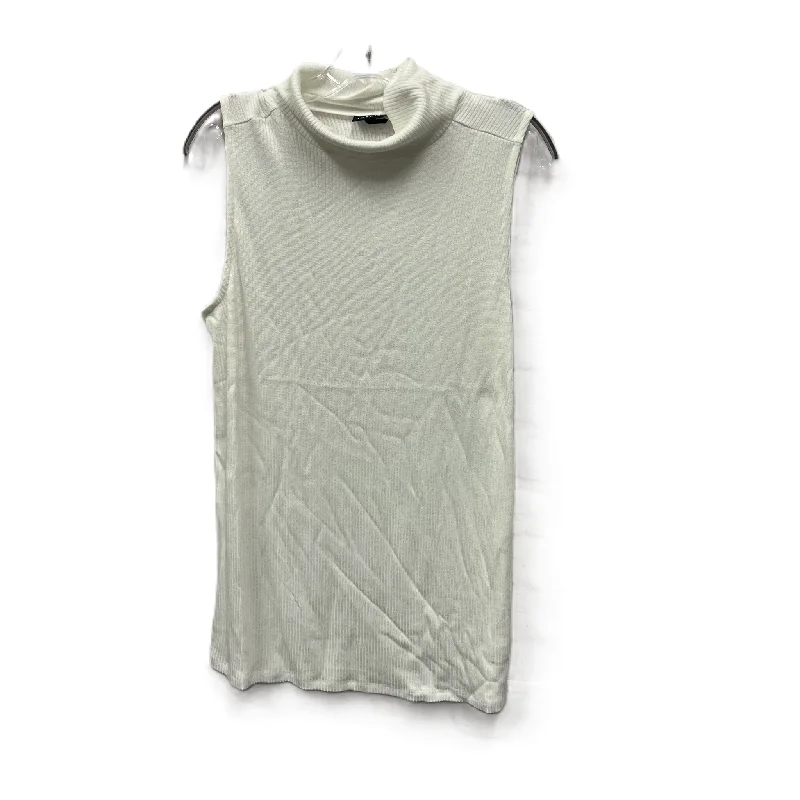Can't Miss Top Sleeveless By Torrid In Cream, Size: 2x