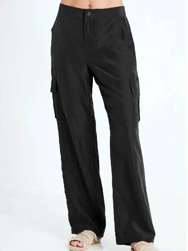 Price Fest Go At Ease Cargo Pant In Washed Black