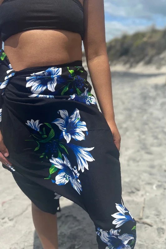 Fantastic Offers Black Lily Sarong