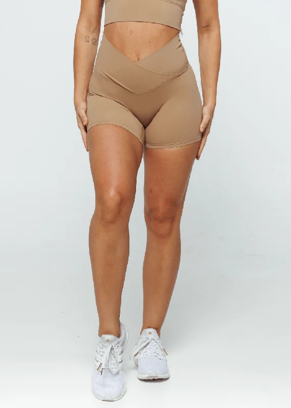 Essence Cross Shorts - Sand