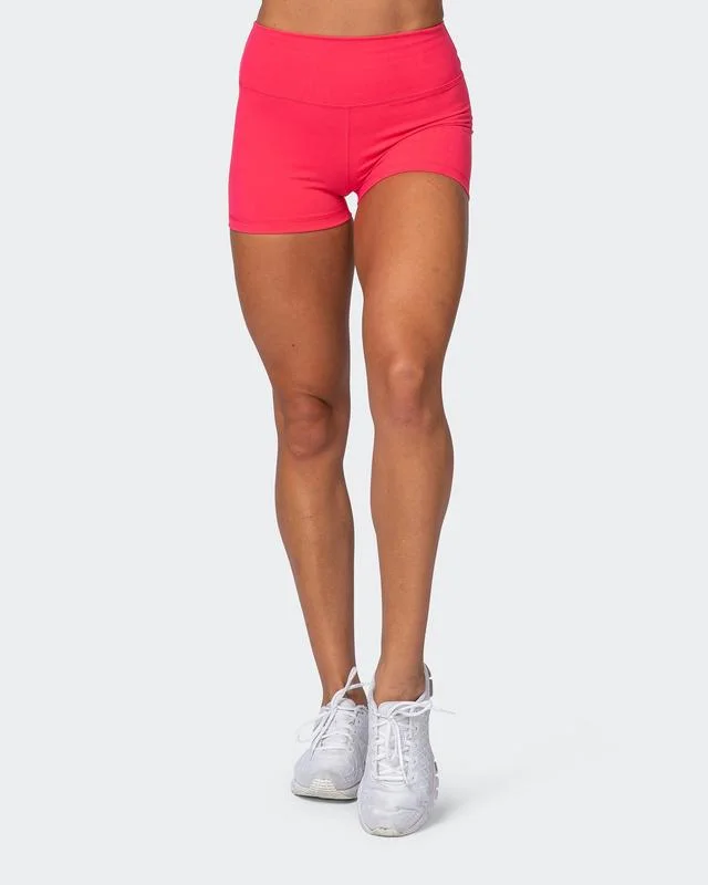 Signature Scrunch Bike Shorts - Paradise Pink